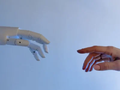 Comparison of original image and AI-powered face swap result in 2026 tools